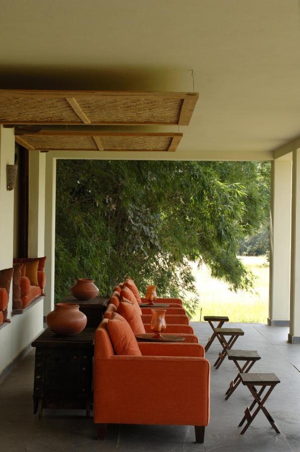 Mahua Kothi Bandhavgarh - A Taj Safari Lodge Tala  Bagian luar foto