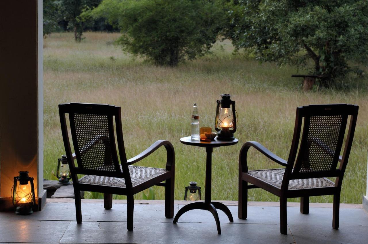 Mahua Kothi Bandhavgarh - A Taj Safari Lodge Tala  Bagian luar foto
